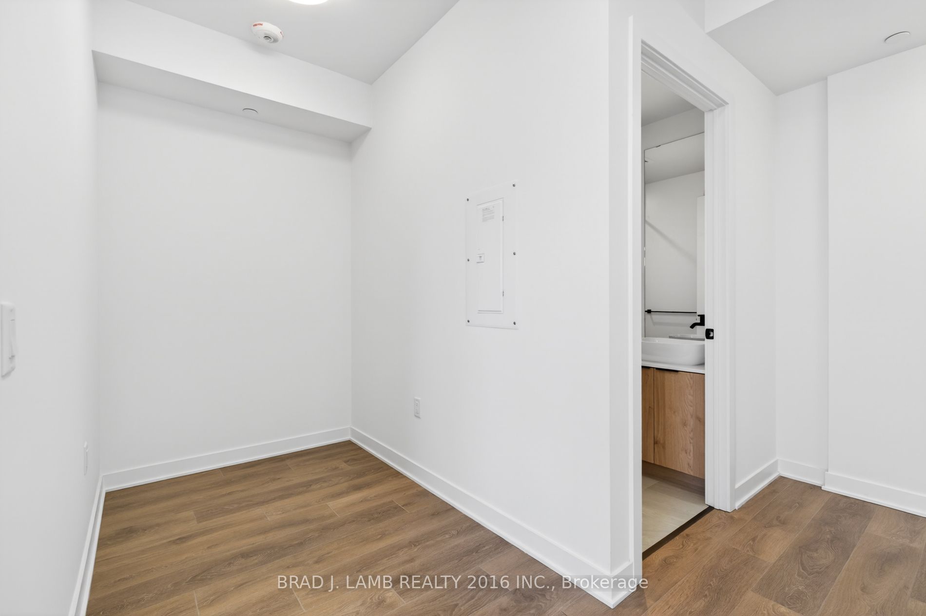 Additional image 4 of 624-1185 Dupont Street, Toronto, ON, M6H 0G5
