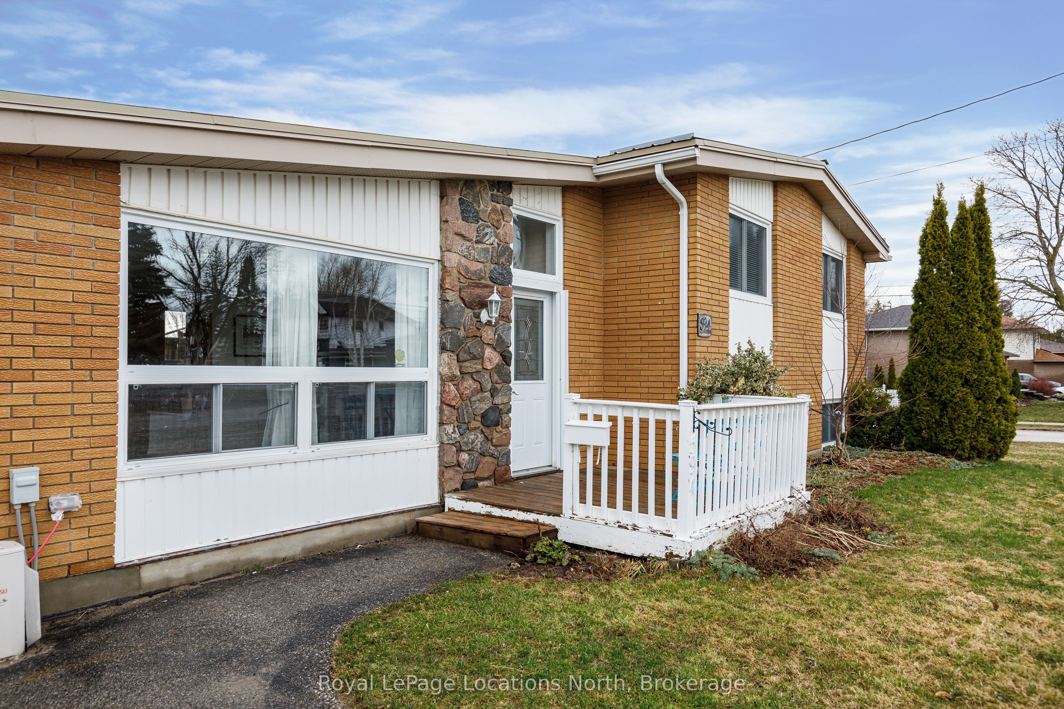Additional image 2 of 594 Oak Street, Collingwood, ON, L9Y 2Z1