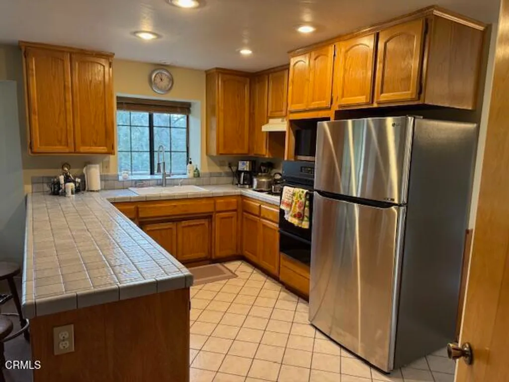 Additional image 6 of 232 N Fairway Drive N, Lake Arrowhead, CA 92352