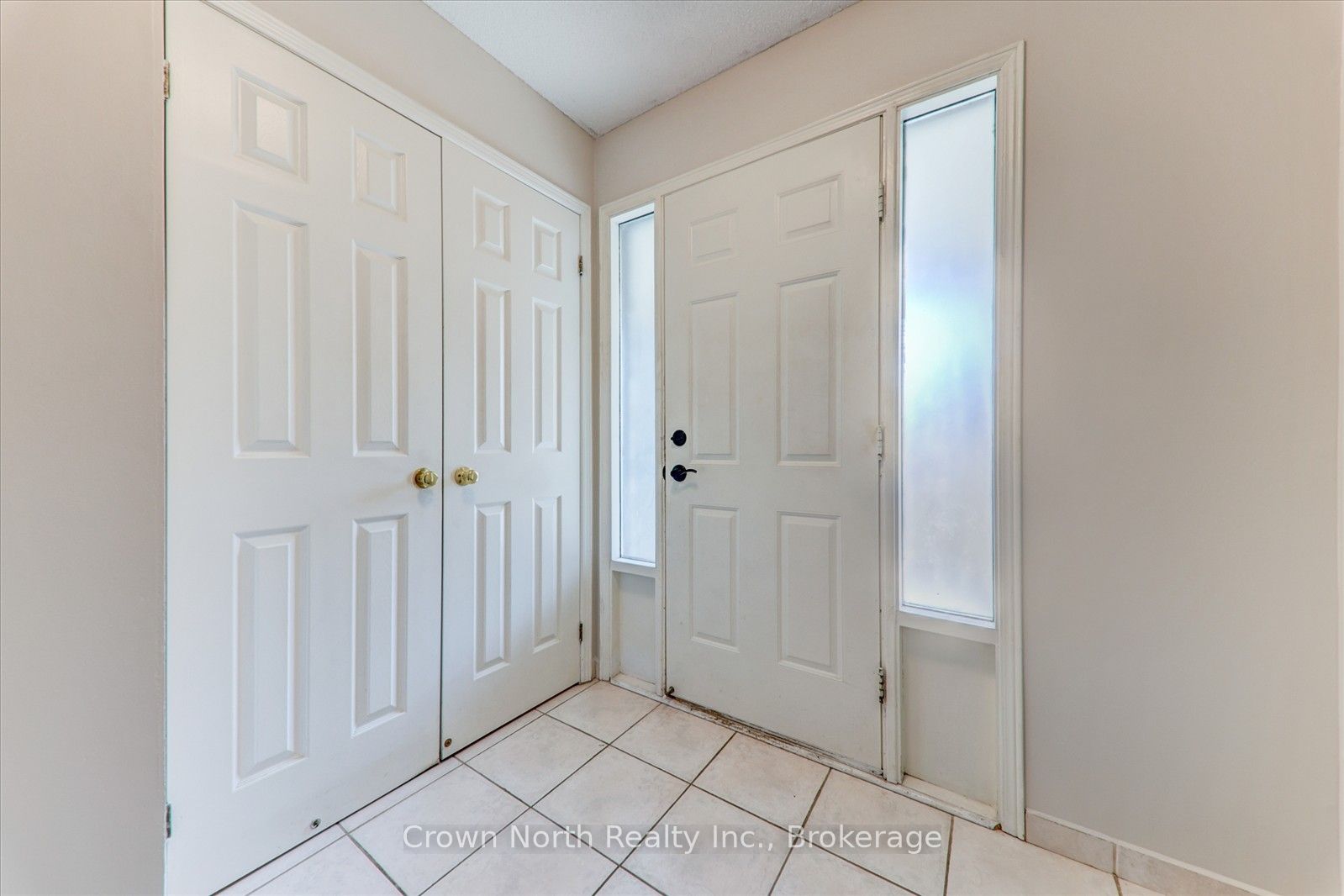 17 Plumrose Boulevard, Toronto, ON, M1E 5E8 photo 5
