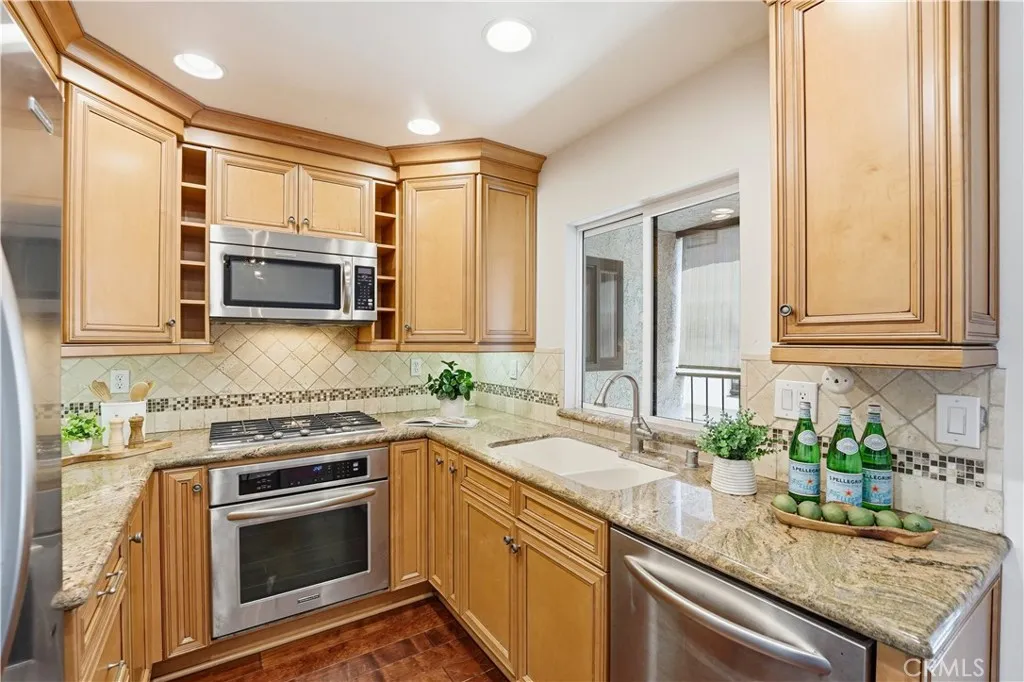 Additional image 9 of 400 S Flower Street Unit 114, Orange, CA 92868