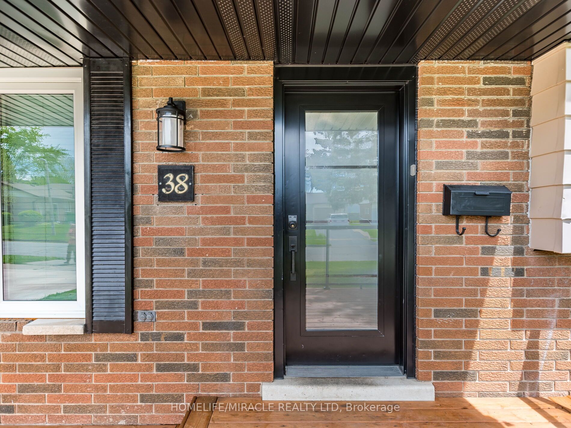 Additional image 3 of 38 Martha Court, Welland, ON, L3C 4N2