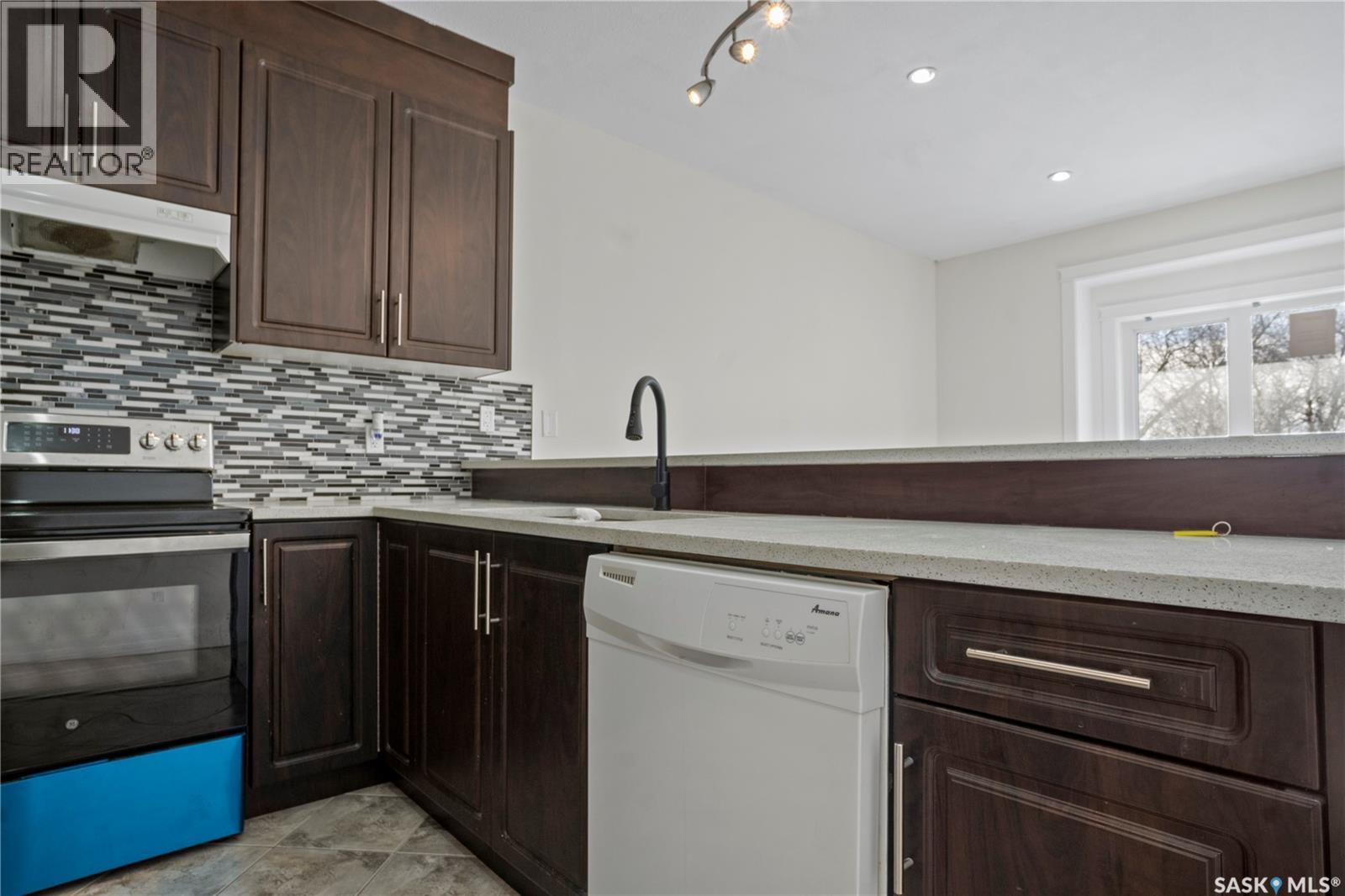 Additional image 6 of 949 Robinson Street, Regina, SK, S4T2M6