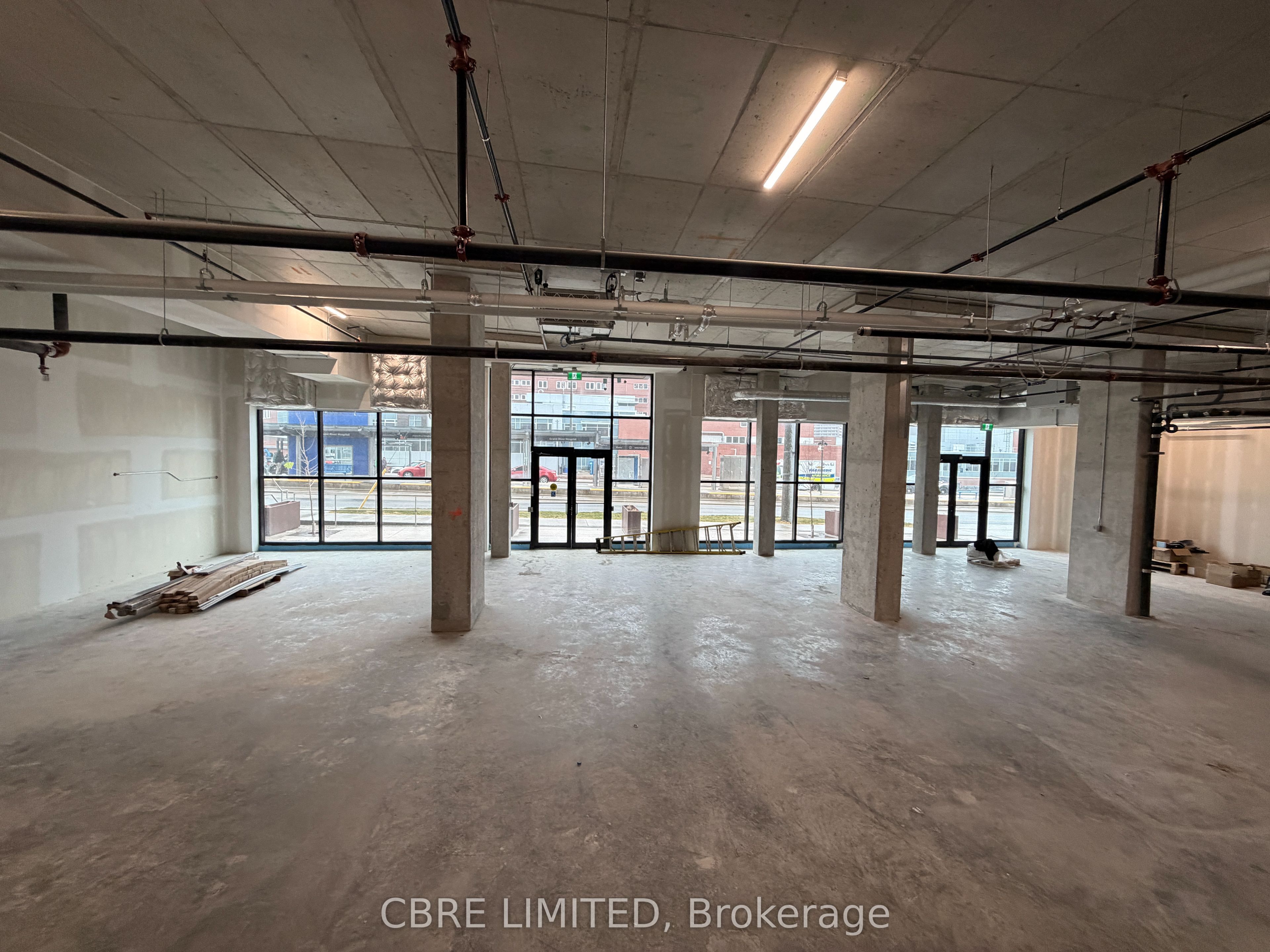 B2-900 King Street W, Kitchener, ON, N2G 1G5
