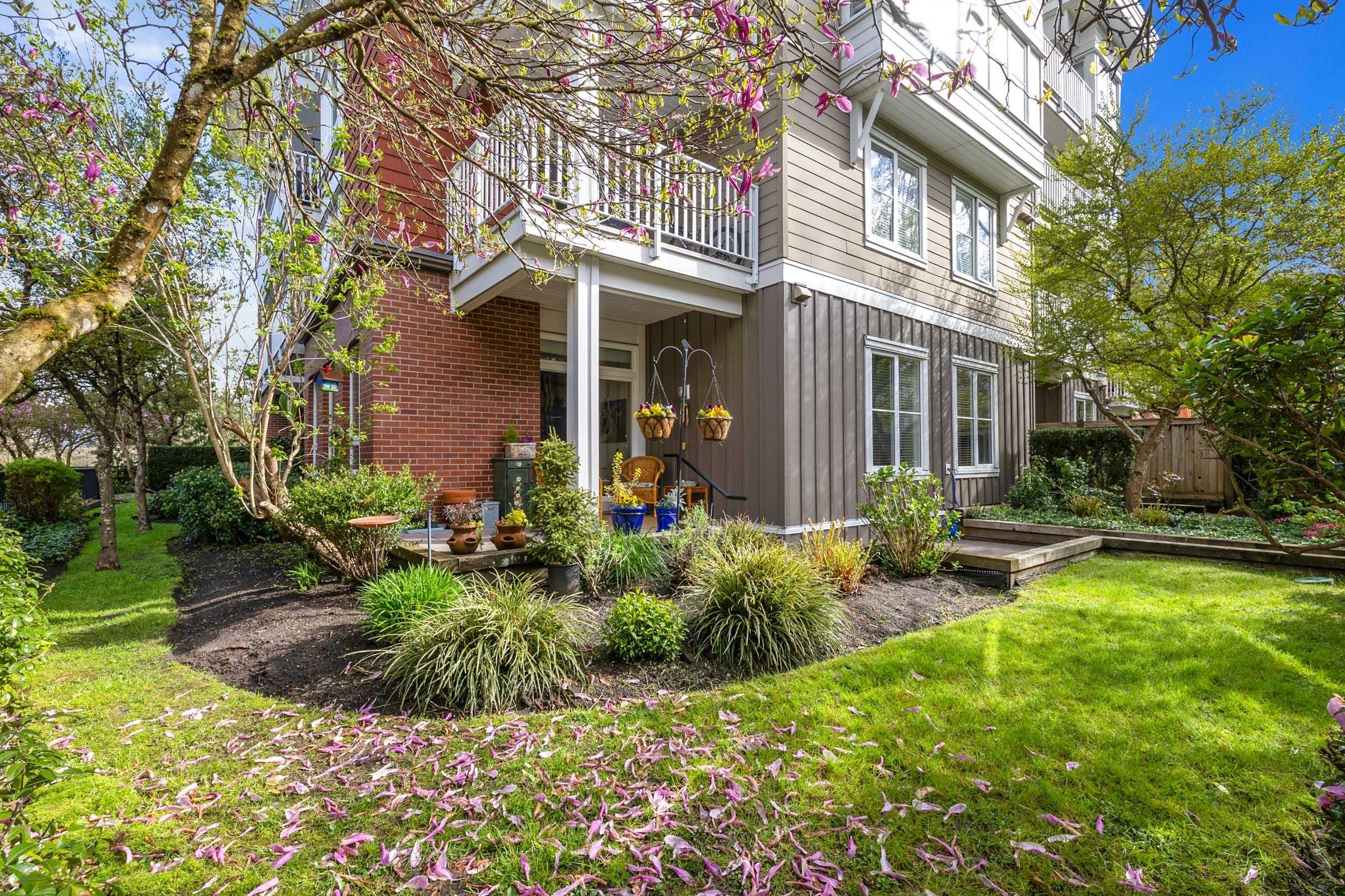 107-12283 224 Street, Maple Ridge, BC, V2X 8Z3