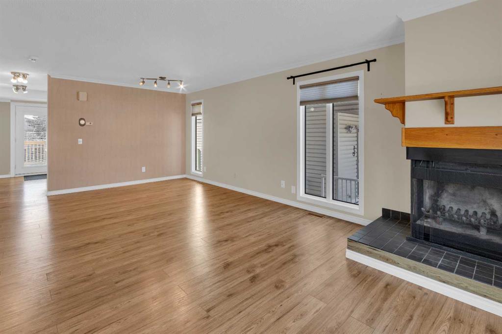 Additional image 2 of 2537 9 Avenue SE, Calgary, AB, T2A 0B4