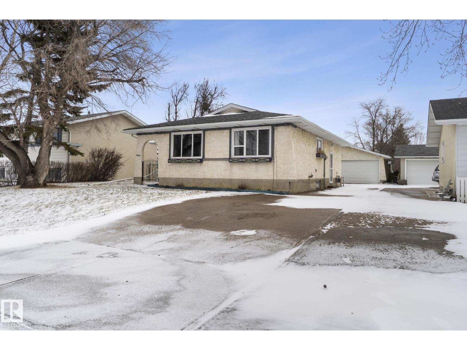 Additional image 3 of 9809 97 Street, Morinville, AB, T8R1G7