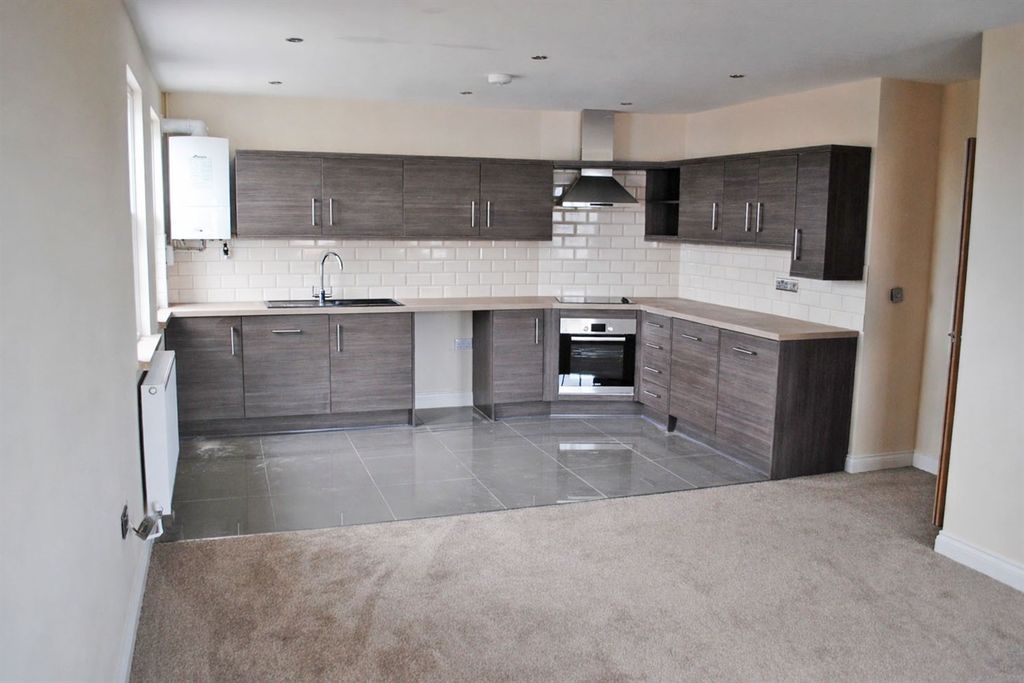 2 bed flat for saleSouth End PE21 photo 5