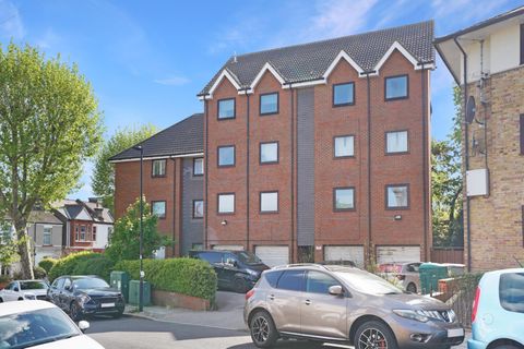 Thornlaw Road, London SE27, New home, Studio for sale