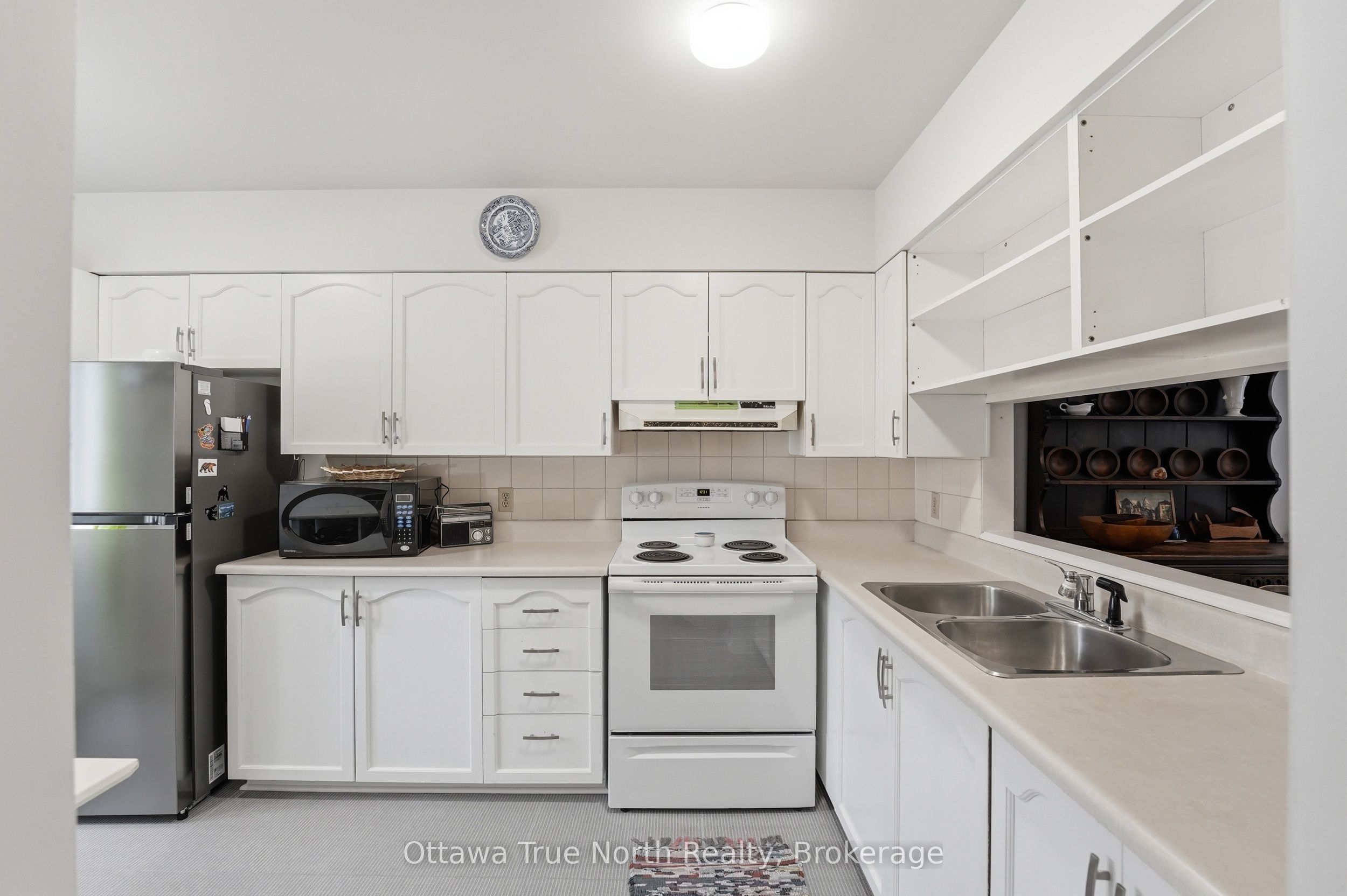 Additional image 6 of 218 Switzer Avenue, Ottawa, ON, K1Z 7H9