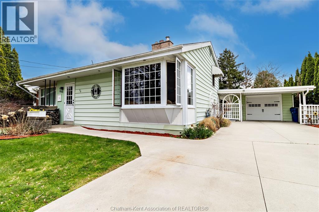 32 Maple Street, Chatham, ON, N7L2E6
