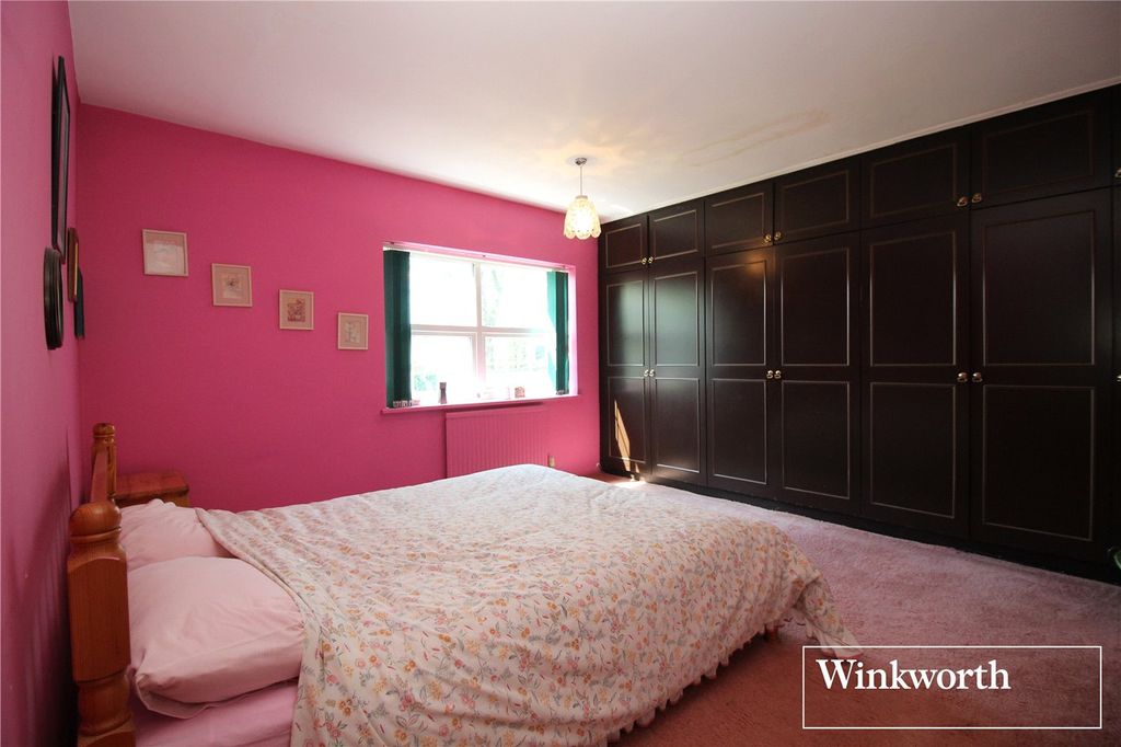Additional image 12 of 4 bed end terrace house for saleHartfield Avenue, Elstree, Borehamwood, Hertfordshire WD6