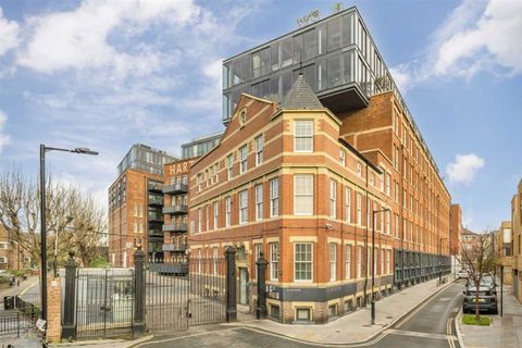 Green Walk, London Bridge SE1