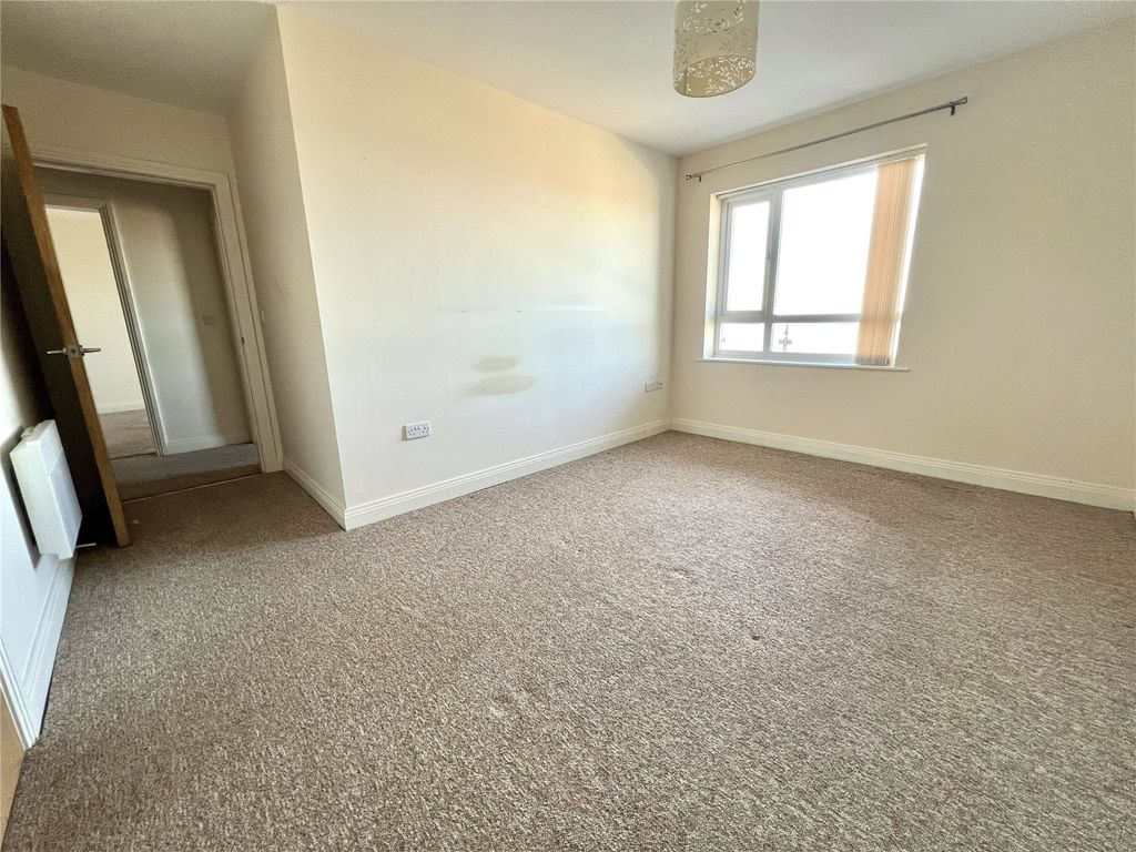 Additional image 15 of 2 bed flat for saleSandylands Promenade, Morecambe, Lancashire LA3
