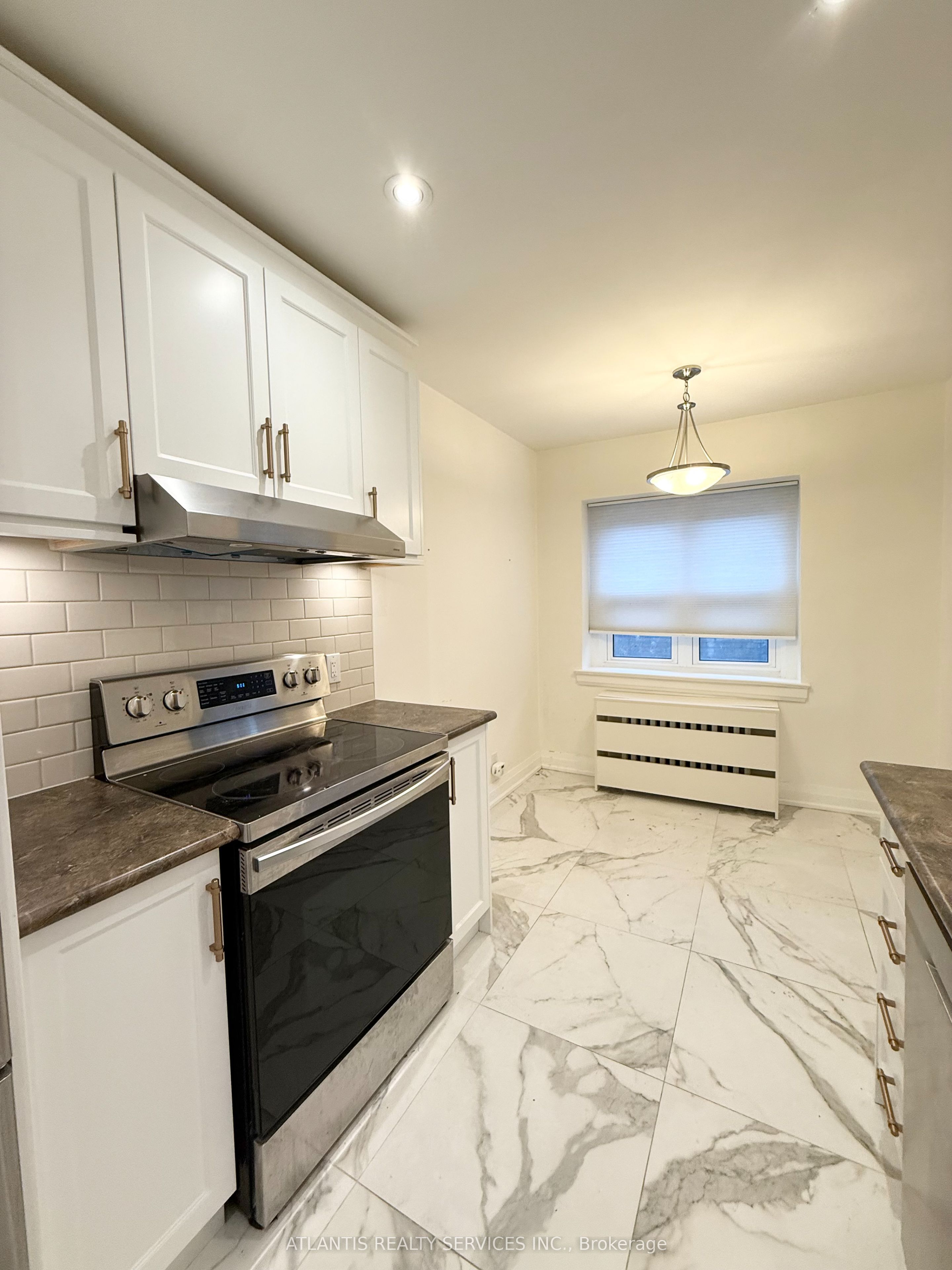 Additional image 5 of 102-323 Lonsdale Street, Toronto, ON, M4V 1X3