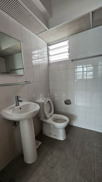 Additional image 6 of 463B Sembawang Drive