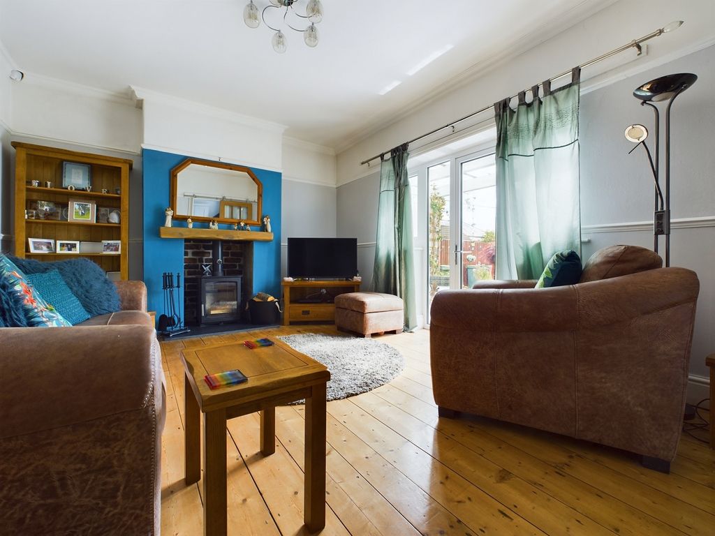 Additional image 10 of 3 bed detached bungalow for saleTyn-Y-Parc Road, Rhiwbina, Cardiff. CF14