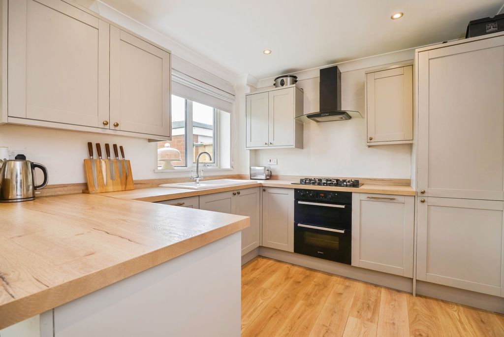 Additional image 7 of 3 bed semi-detached house for saleOak Tree Close, Bedale DL8
