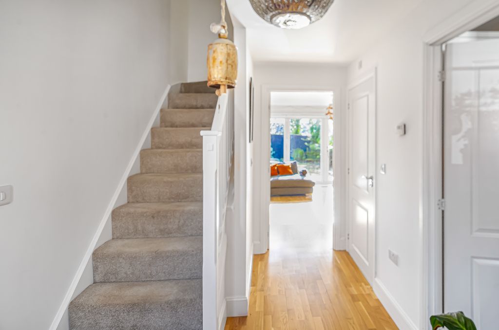 Additional image 10 of 3 bed link detached house for saleManor House Court, Chesterfield S41