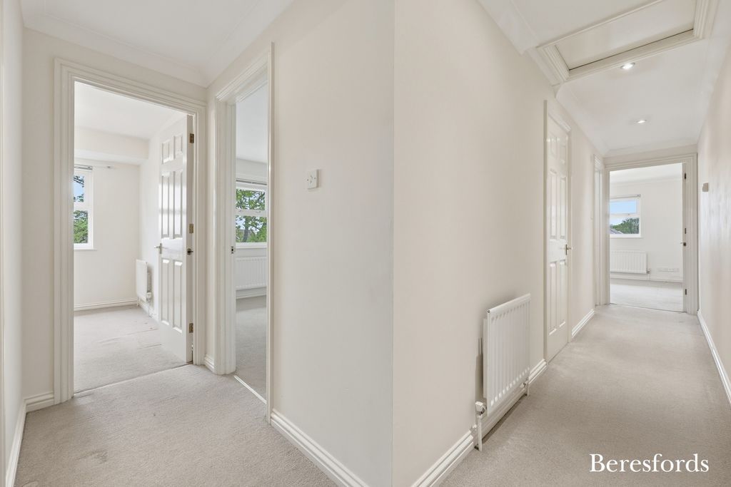 Additional image 4 of 2 bed flat for saleBurns Close, Billericay CM11