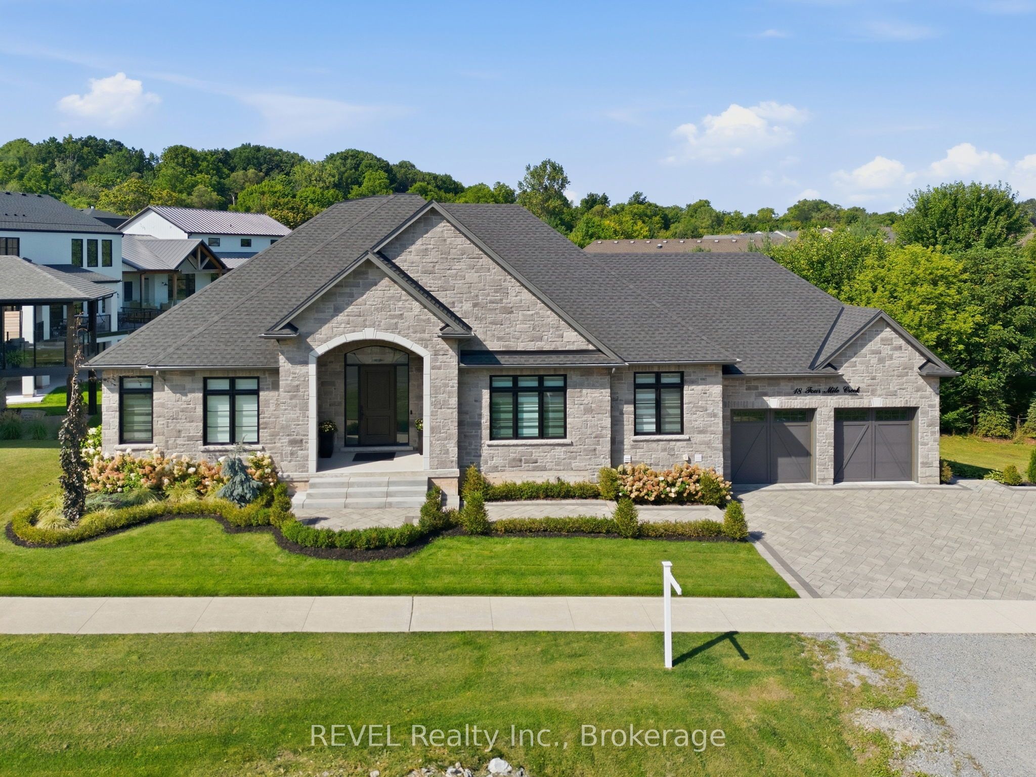 18 Four Mile Creek Road, Niagara-on-the-lake, ON, L0S 1J1