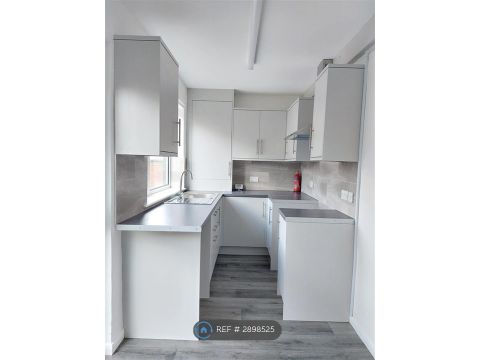 Nansen St, Leeds LS13