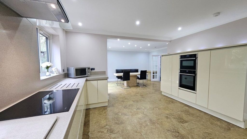 Additional image 17 of 5 bed detached house for sale2 Stokesby Gardens, Lostock. Bolton. BL6