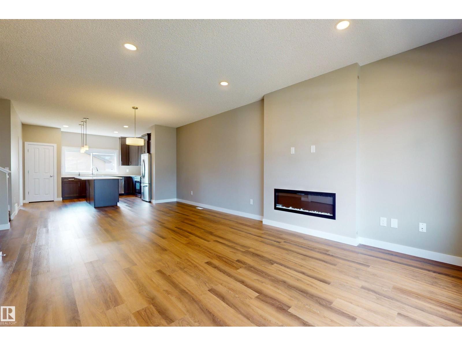 Additional image 4 of 3704 2 Street NW, Edmonton, AB, T6T2L8