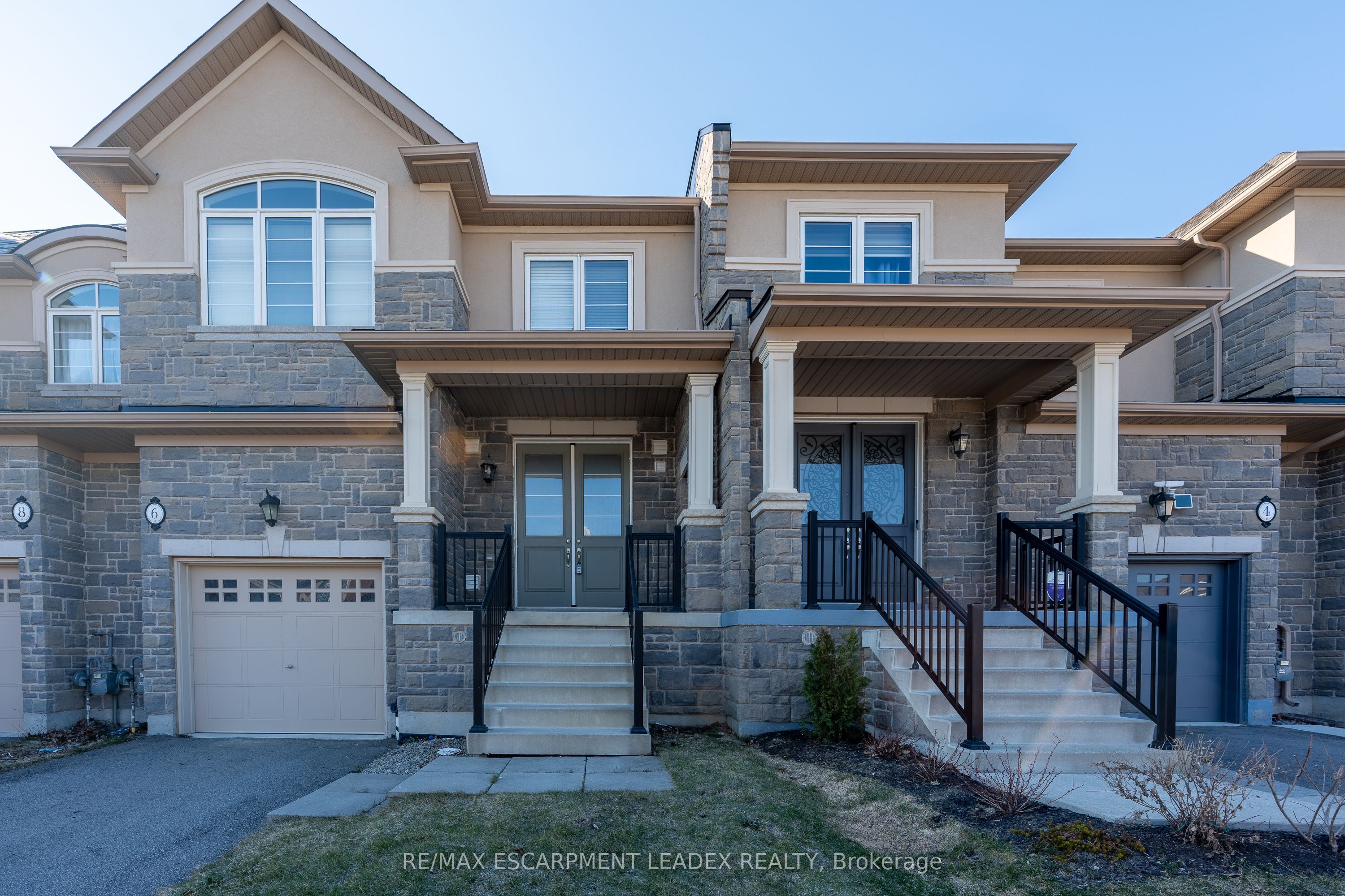 6 Heming Trail, Hamilton, ON, L9K 0H8 photo 2