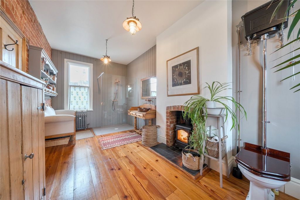 Additional image 21 of 5 bed semi-detached house for saleWest Street, Bourne, Lincolnshire PE10