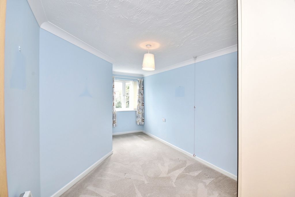Additional image 10 of 2 bed flat for saleMclay Court, Cardiff CF5