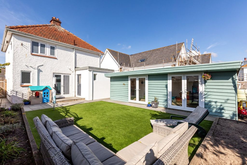 Additional image 15 of 3 bed detached house for saleLa Grande Route De La Cote, St Clement JE2
