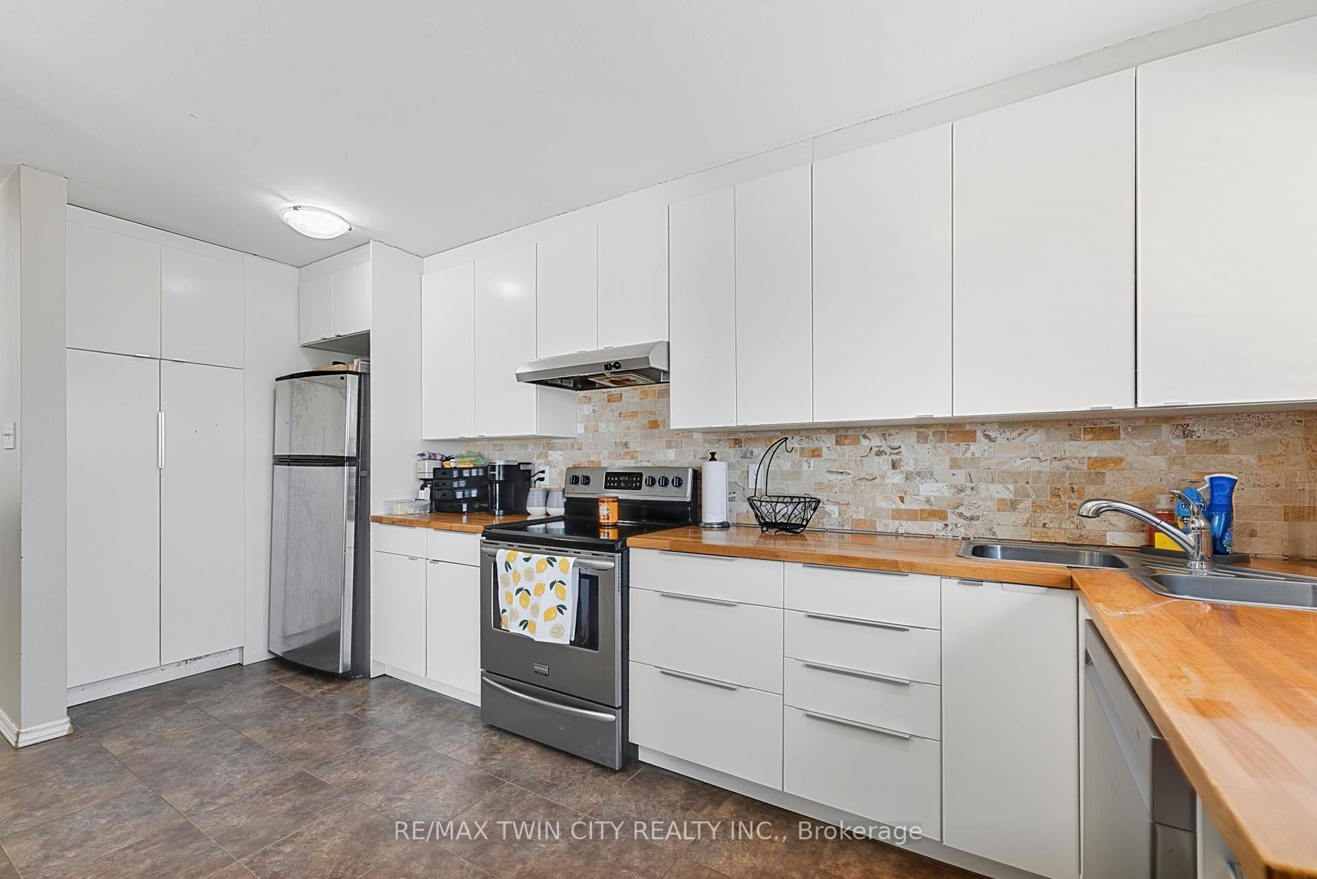 Additional image 6 of 228 Holborn Drive, Kitchener, ON, N2A 2E8