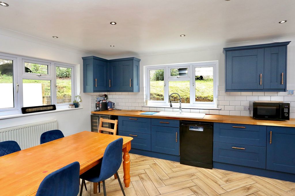 Additional image 11 of 6 bed detached house for saleKiln Lodge, Blaenavon Road, Govilon, Abergavenny, Monmouthshire NP7