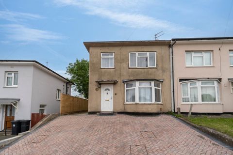 Orpen Gardens, Bristol, 9 BS7