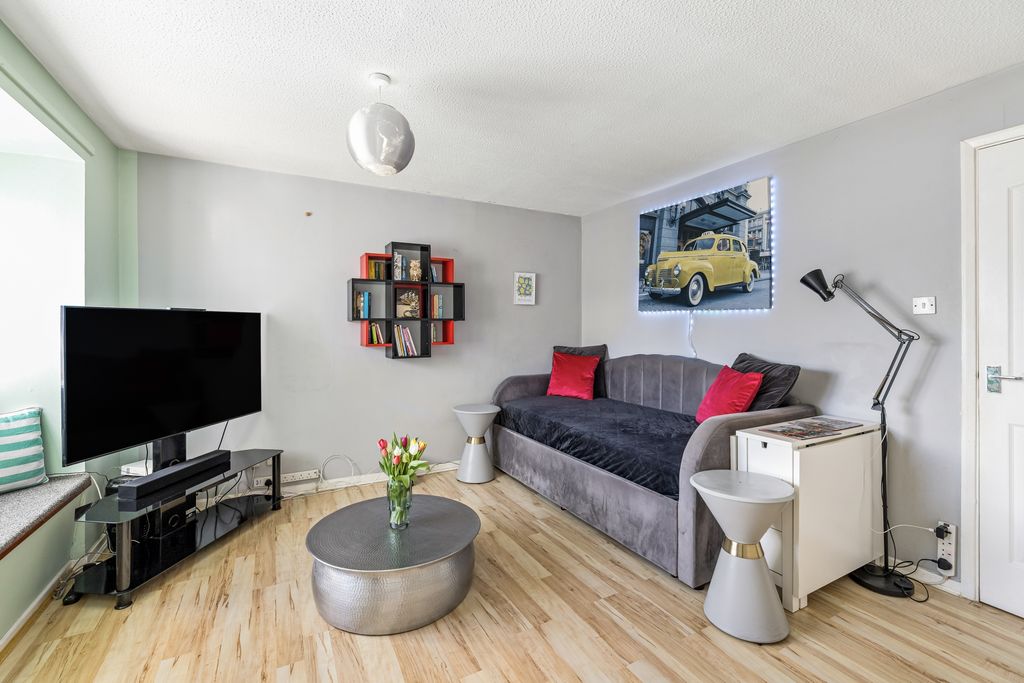 Additional image 3 of 2 bed flat for sale45/6 Double Hedges Park, Liberton, Edinburgh EH16