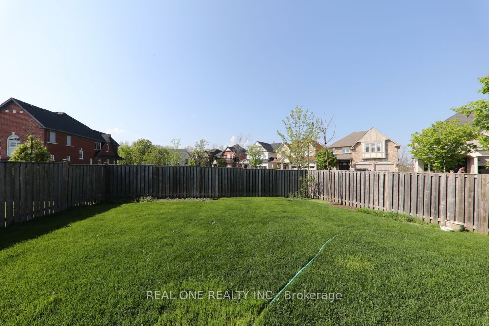 Additional image 5 of 29 Duckfield Crescent, Ajax, ON, L1Z 2C7