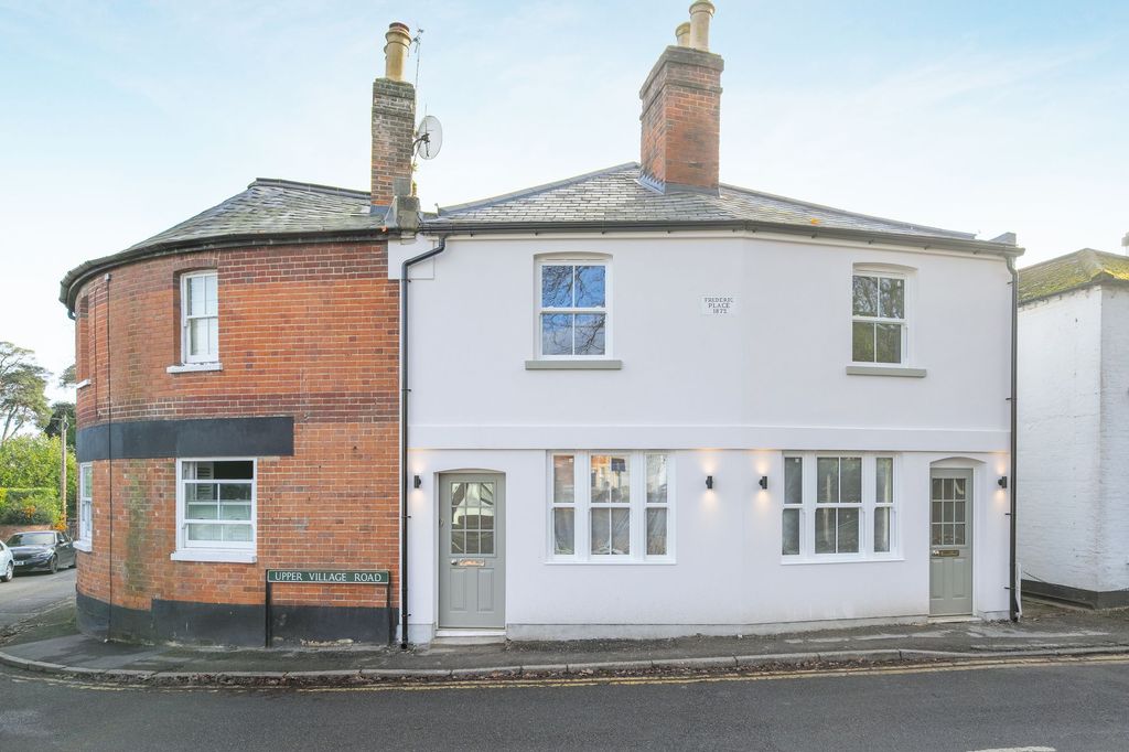 2 bed terraced house for saleUpper Village Road, Sunninghill SL5