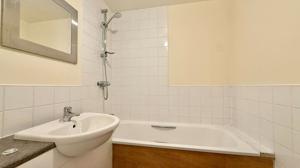 Additional image 11 of 1 bed flat for saleFlat 1, 4 Baron Taylor Street, Inverness IV1