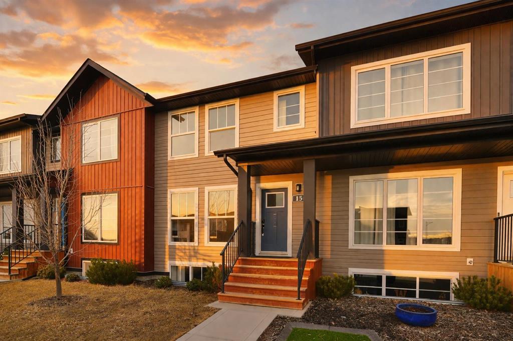 15 Iron Gate Boulevard, Sylvan Lake, AB, T4S 0T6