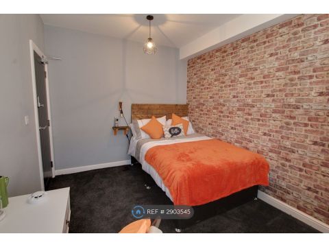 Paget Road, Leicester LE3, Room to rent