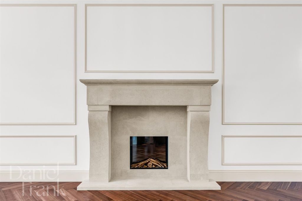 Additional image 6 of 5 bed semi-detached house for salePalmerston Road, Buckhurst Hill IG9