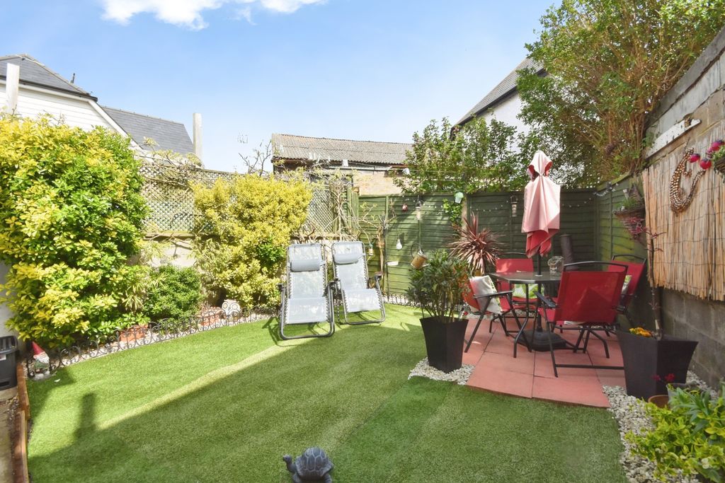 Additional image 10 of 3 bed semi-detached house for saleCrow Hill, Broadstairs, Kent CT10