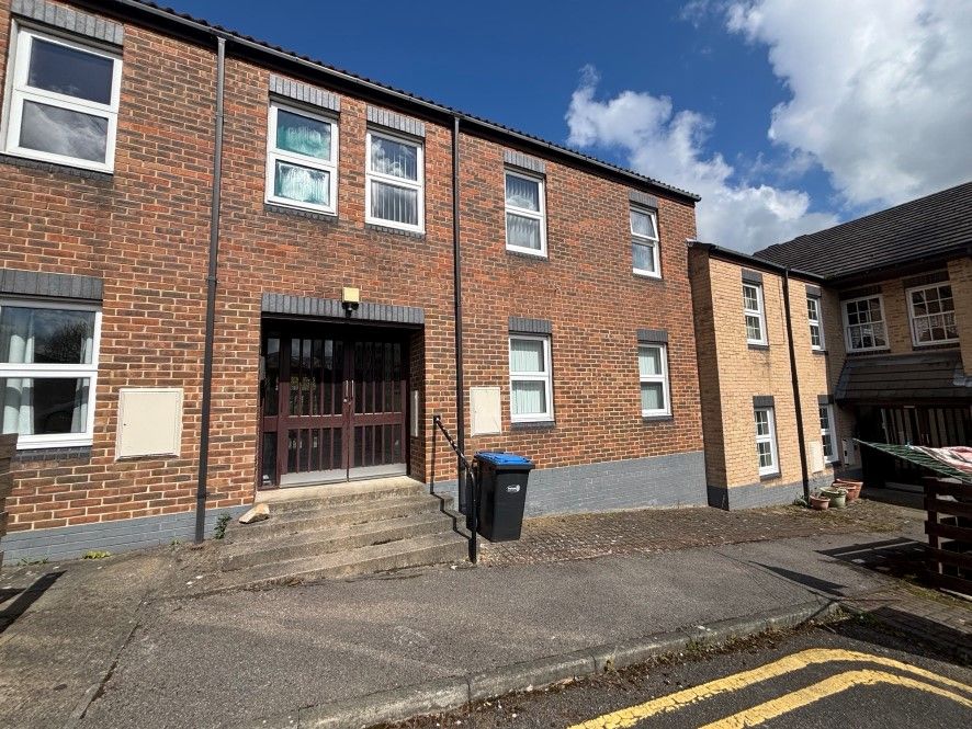 Additional image 3 of 2 bed flat for sale14 Gainsborough Court, Bishop Auckland, County Durham DL14