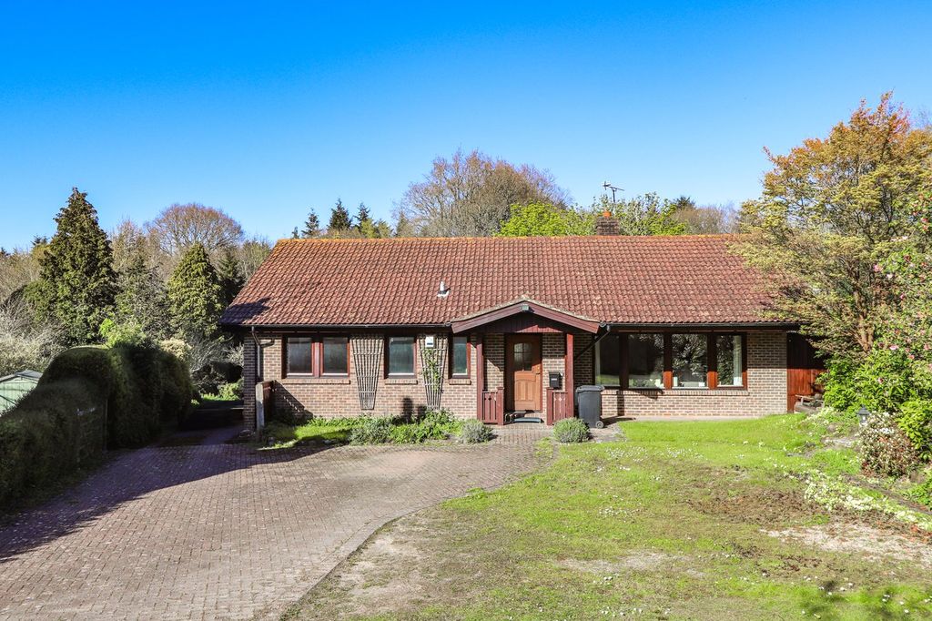 Additional image 19 of 3 bed detached bungalow for sale69 Hastings Road, Battle TN33