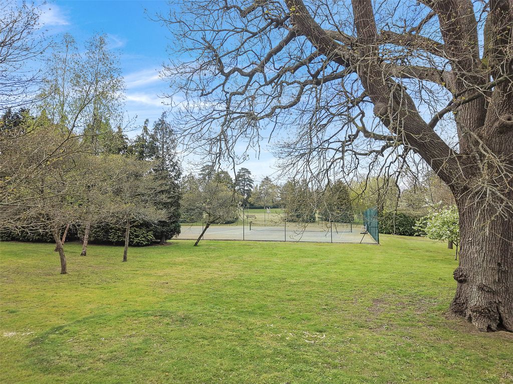 Additional image 20 of 5 bed detached house for saleRykens Lane, Betchworth, Surrey RH3