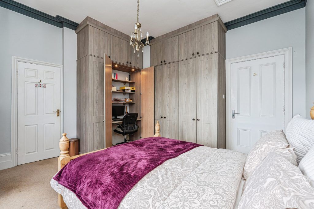 Additional image 19 of 2 bed flat for saleFlat 4 Linden House, Guildford Road, Billingshurst RH14