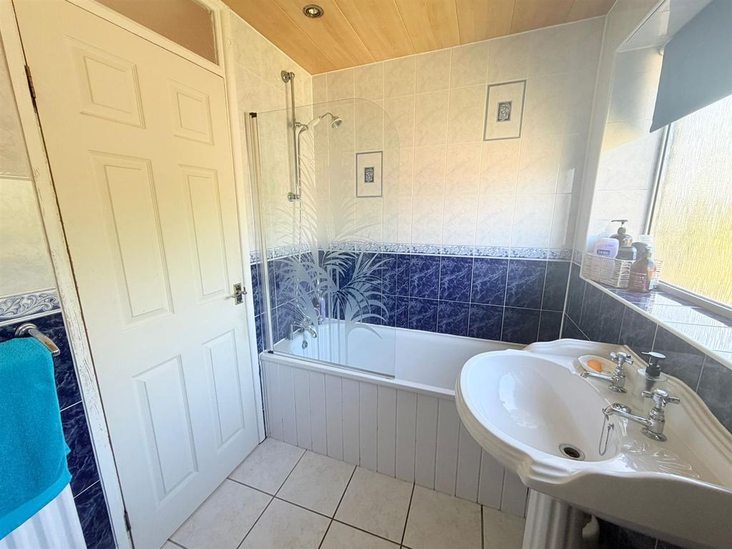 Additional image 19 of 5 bed detached house for saleWinchester Avenue, Ashton-Under-Lyne OL6