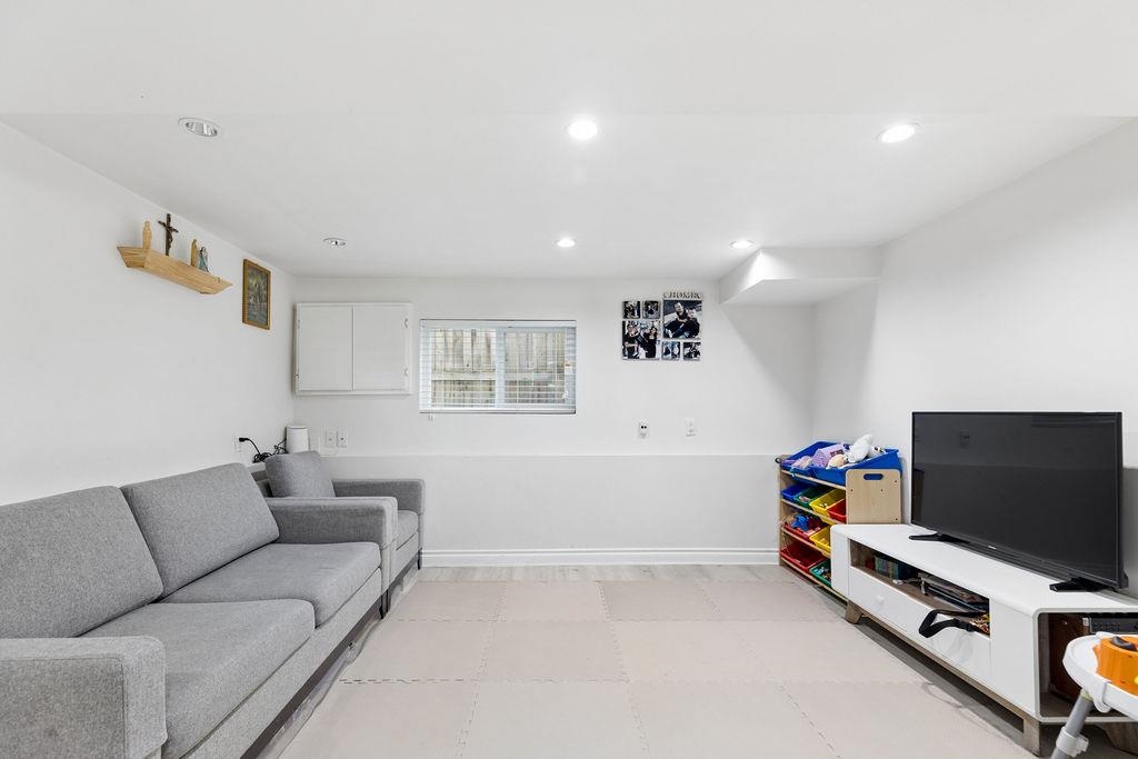 Additional image 6 of 3708 Dumfries Street, Vancouver, BC, V5N 3S7
