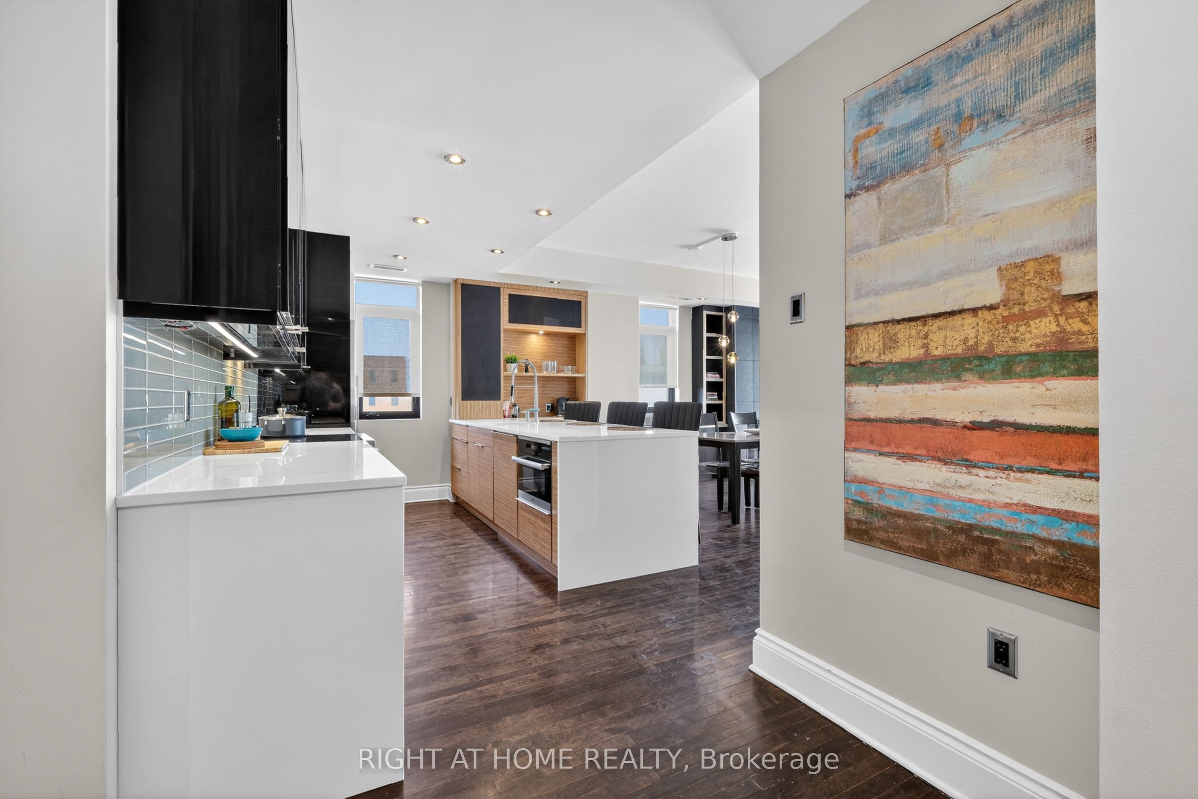 Additional image 4 of 901-374 Cooper Street, Ottawa, ON, K2P 2P4